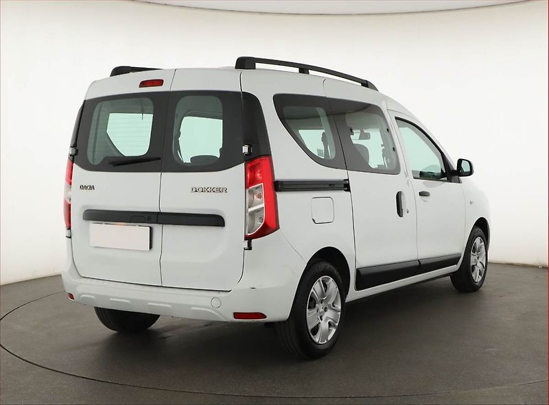 Dacia Dokker (2020) Arctica 1.5 dCi, 5Míst, ČR - fotka 5 z 13