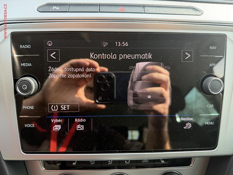 Volkswagen Passat (2018) 2.0TDi, DSG, navi, TZ - fotka 16 z 22