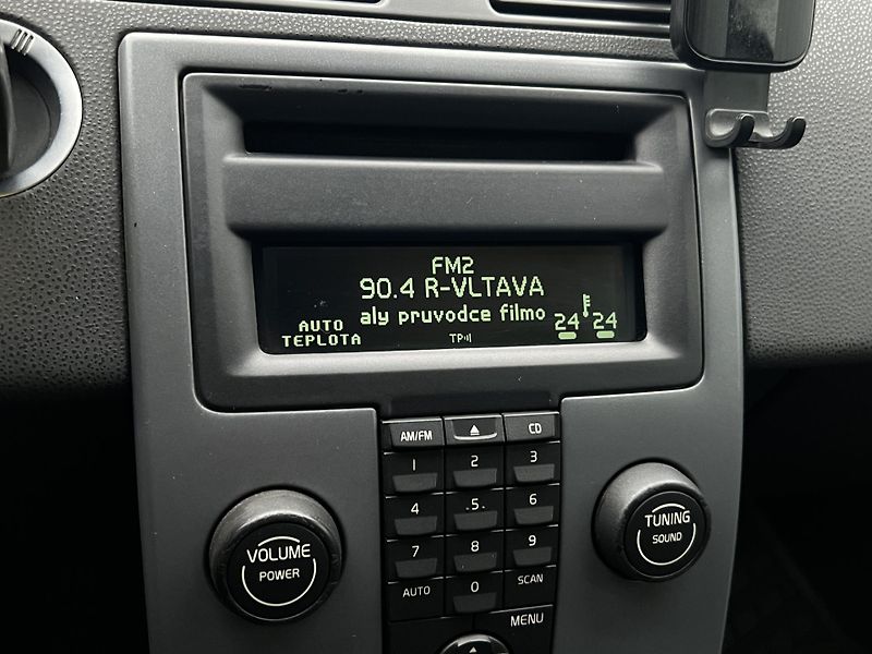 Volvo V50 1.6D SENZORY - fotka 24 z 36