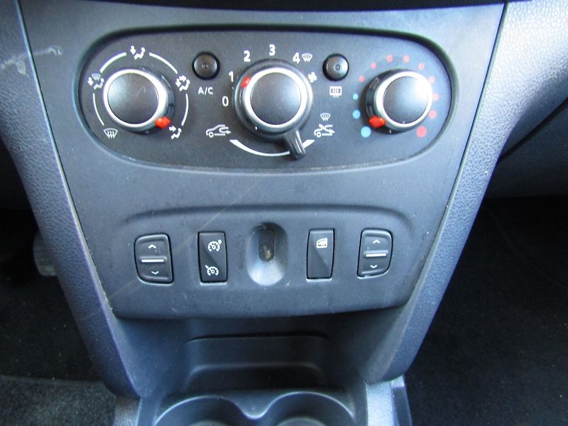 Dacia Sandero (2018) STEPWAY 0.9 TCe 66kW - fotka 31 z 38