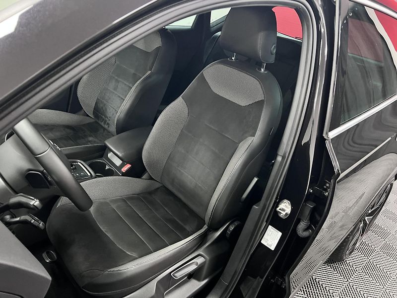 Seat Ateca 1.4 TSI 110 kW Xcellence 4x4 - fotka 15 z 41