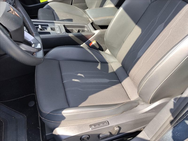 Cupra Formentor 2,0   2.0 TSI 190K DSG 4Drive - fotka 20 z 34