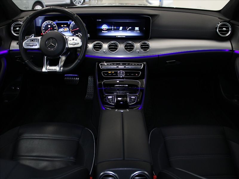 Mercedes-Benz Třídy E E63s 612k.4M 65 780km.DPH   4, - fotka 8 z 45