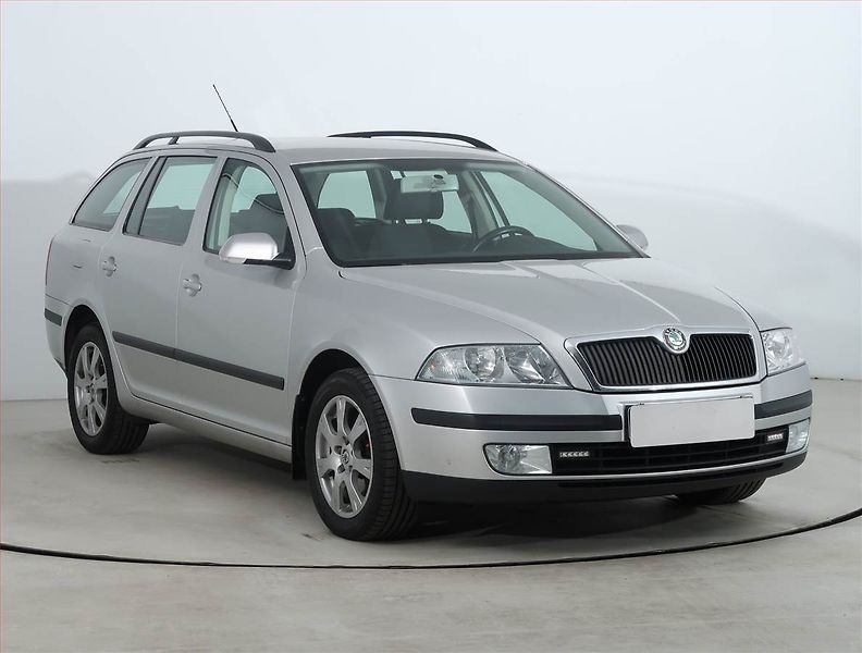 Škoda Octavia (2005) 2.0 TDI, Serv.kniha, Tempomat - fotografie inzerátu