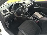 Volkswagen Scirocco 1,4 TSI aut.klima - náhled 4