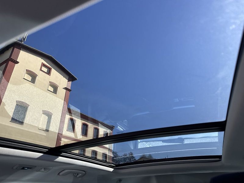 Škoda Kodiaq (2022) 2.0 TSI 4x4 DSG Style - fotka 27 z 35
