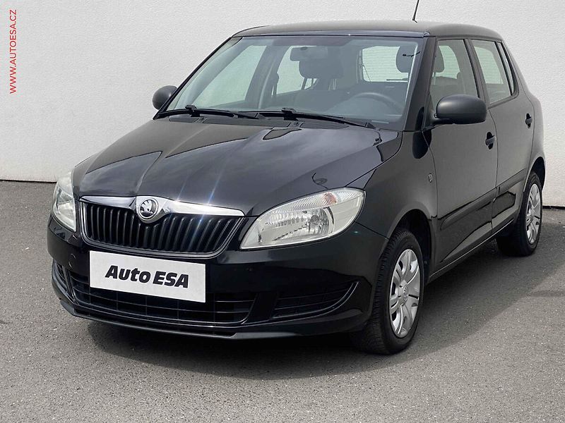 Škoda Fabia (2014) 1.2 TSi, Active, AC - fotka 3 z 14
