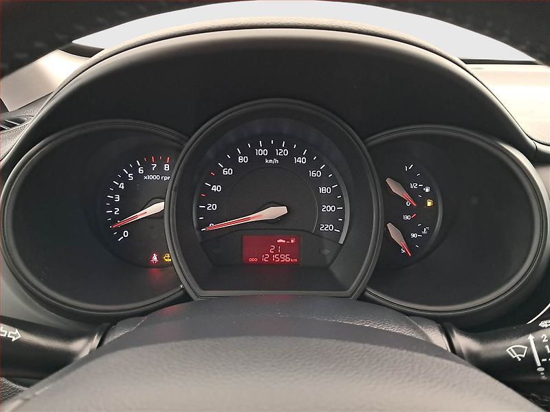 Kia Rio (2016) 1.25 CVVT - fotka 11 z 18