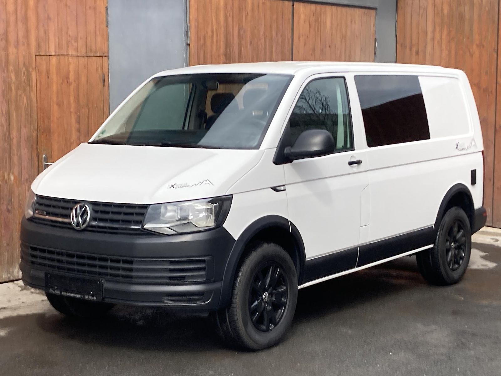 Volkswagen Transporter T6 2.0TDi 4motion California 
