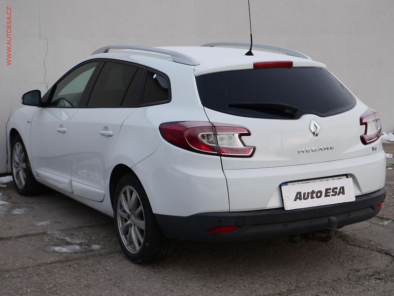 Renault Mégane (2014) 1.2 TCe, ČR, autoAC, temp - fotka 4 z 17