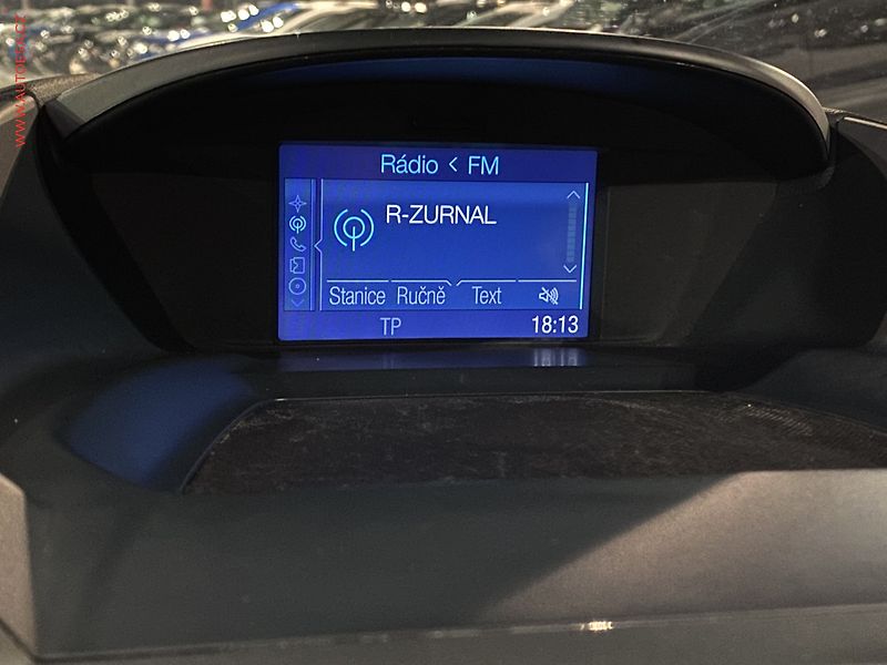 Ford C-MAX (2014) 1.6TDCi, Navigace - fotka 16 z 19