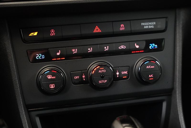 Seat Leon - fotka 23 z 26