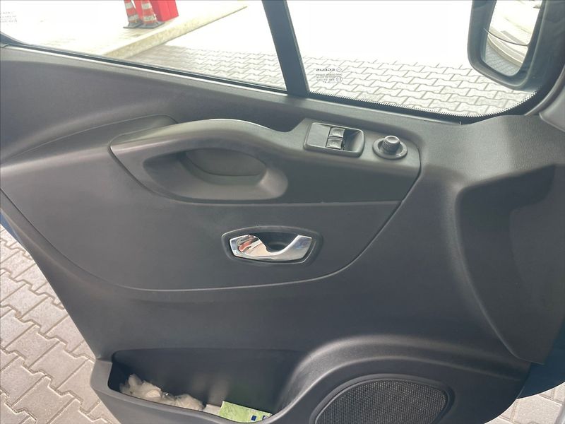 Fiat Talento 1,6 MultiJet LONG 8míst Klima - fotka 27 z 34