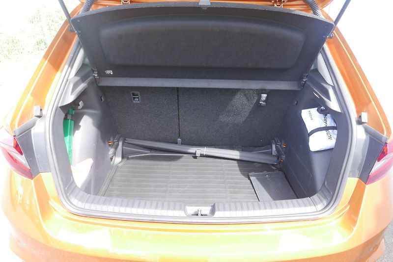 Škoda Fabia (2025) 1.0 TSI 85 kW DSG 7° TOP Selec - fotka 32 z 35
