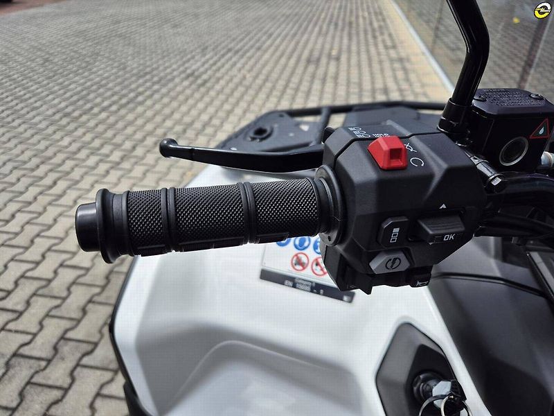 Can-Am Outlander Max 650 XT (2026) Outlander MAX Electric T3b MY2 - fotka 20 z 23