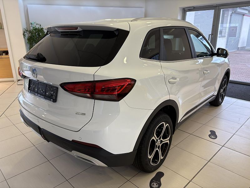 MG ZS (2025) 1.5 emotion (elegance) - fotka 7 z 15