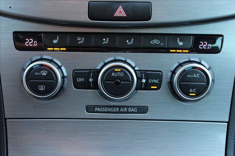 Volkswagen Passat 2,0 TDI  4x4,TAŽNÉ,NAVIGACE - fotka 15 z 29