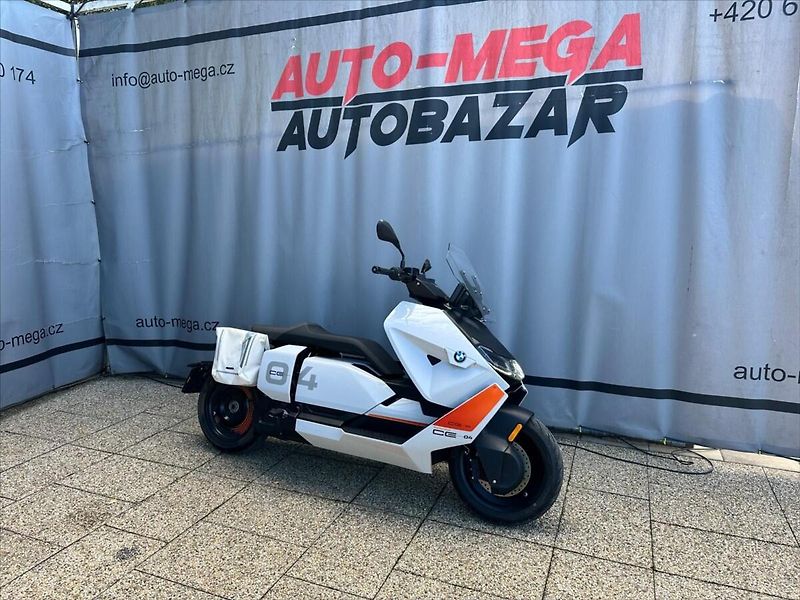 BMW CE 04 - fotka 5 z 26