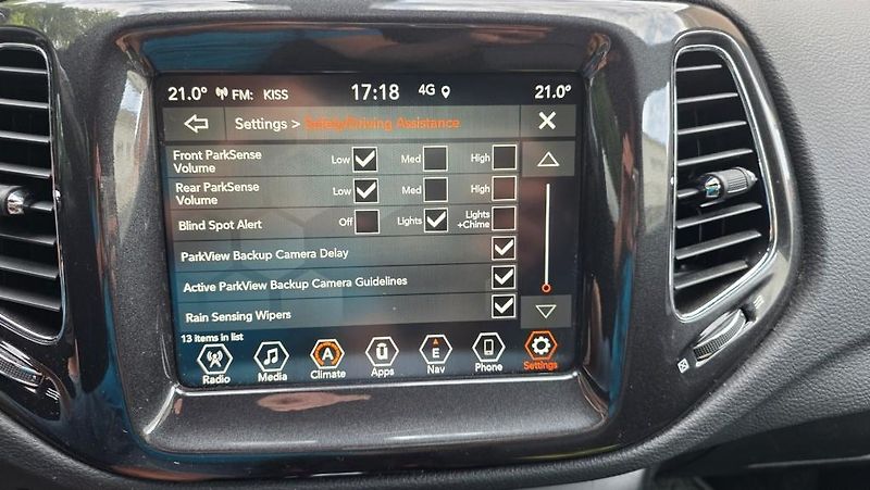 Jeep Compass (2021) 1.3i Turbo 110 kW Limited S AT - fotka 33 z 40