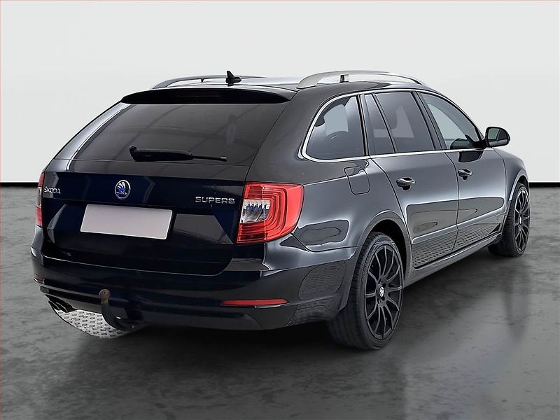 Škoda Superb (2014) 2.0 TDI, Automat, Navi, Xenony - fotka 5 z 19