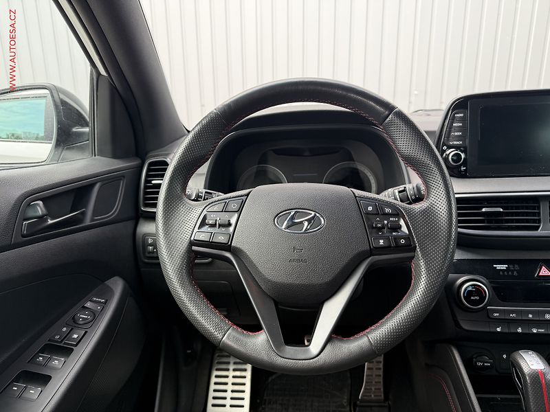 Hyundai Tucson (2020) 1.6T-GDi 4x4, ČR, N Line, AT - fotka 12 z 21