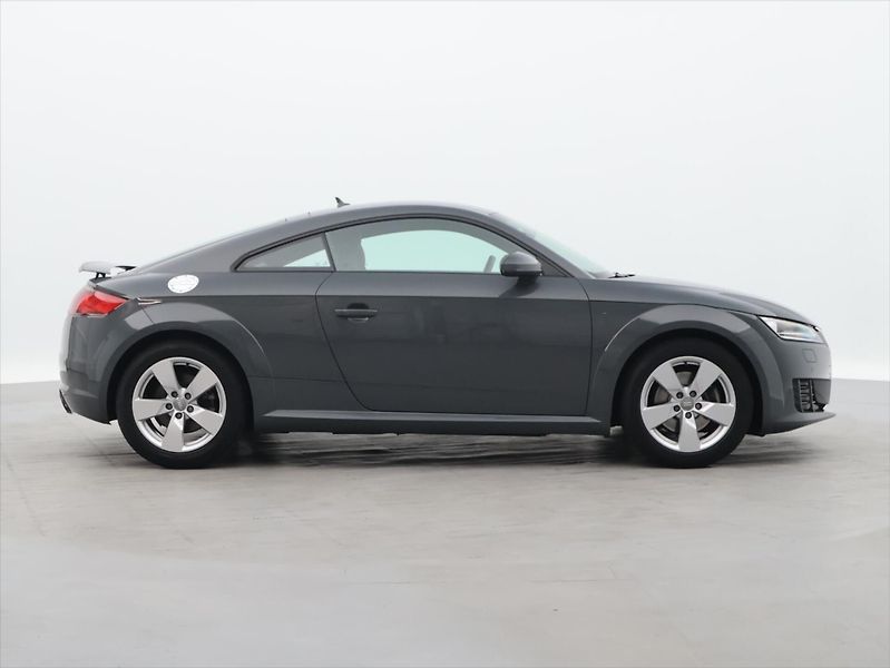 Audi TT 2,0 TFSI 169 kW S-tronic - fotka 8 z 32