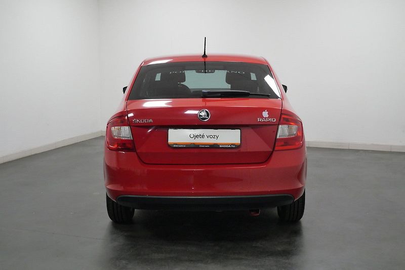 Škoda Rapid - fotka 6 z 24