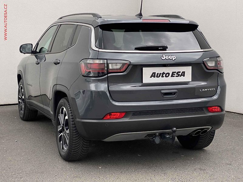 Jeep Compass (2021) 1.3T, Limited, AT, kamera, TZ - fotka 6 z 21