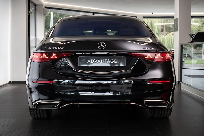 Mercedes-Benz Třídy S - fotka 3 z 27