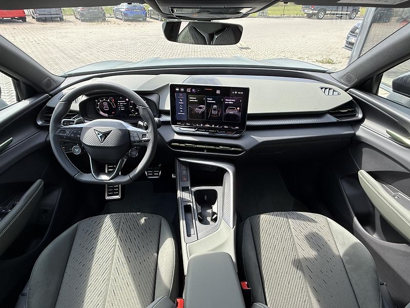 Cupra Terramar (2026) 2.0TSI 150kW 4WD TRIBE NT R20! - fotka 18 z 50