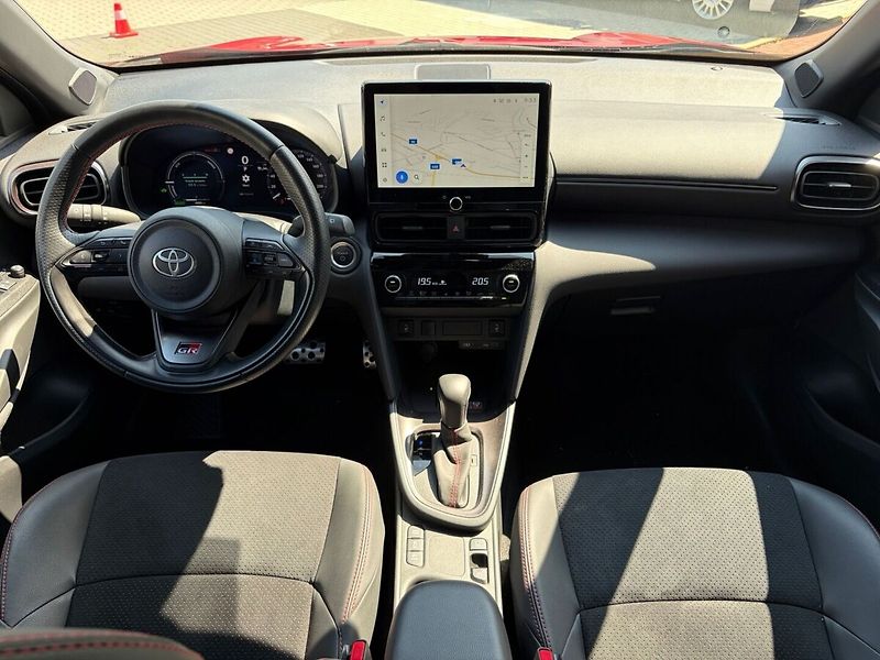 Toyota Yaris Cross 1.5 GR sport - fotka 15 z 18
