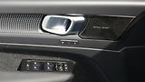 Volvo XC40 B4 AWD R-Design - náhled 9