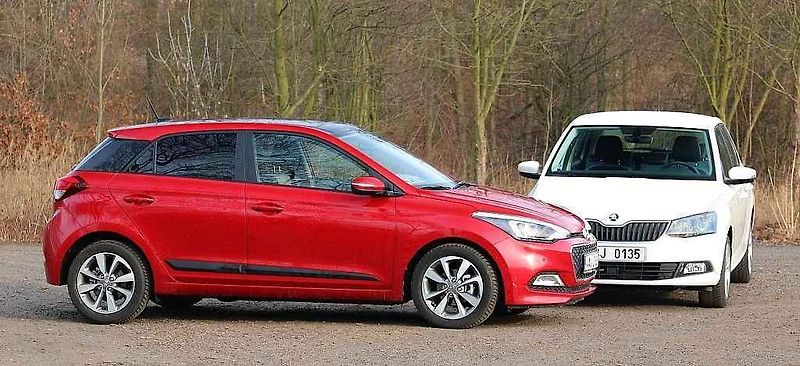 Škoda Fabia a Hyundai i20 (zleva).