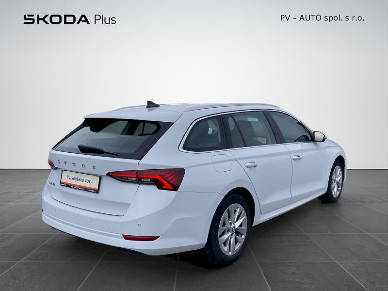 Škoda Octavia (2023) 2.0 TDI 110kW DSG Style Plus c - fotka 2 z 35
