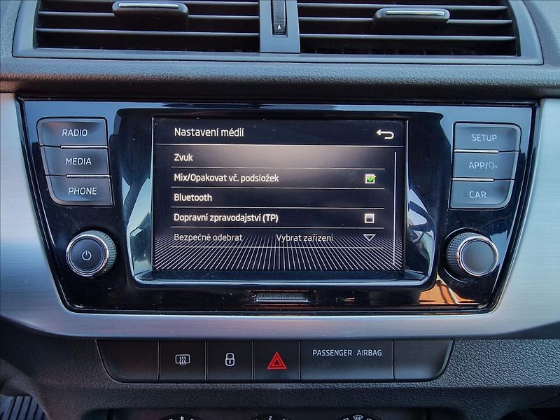 Škoda Fabia 1.0 TSI Ambition,ČR,1.Majitel - fotka 28 z 50