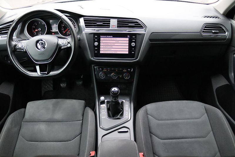 Volkswagen Tiguan 1.4TSI 110kW ČR 1 MAJITEL - fotka 33 z 50