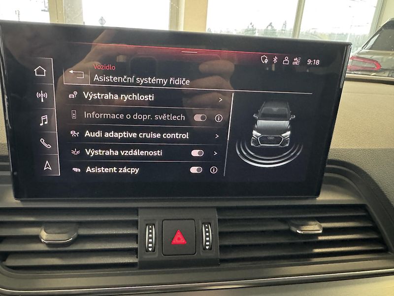 Audi Q5 (2023) 40TFSI 4x4 Advanced Tažné LED  - fotka 38 z 42
