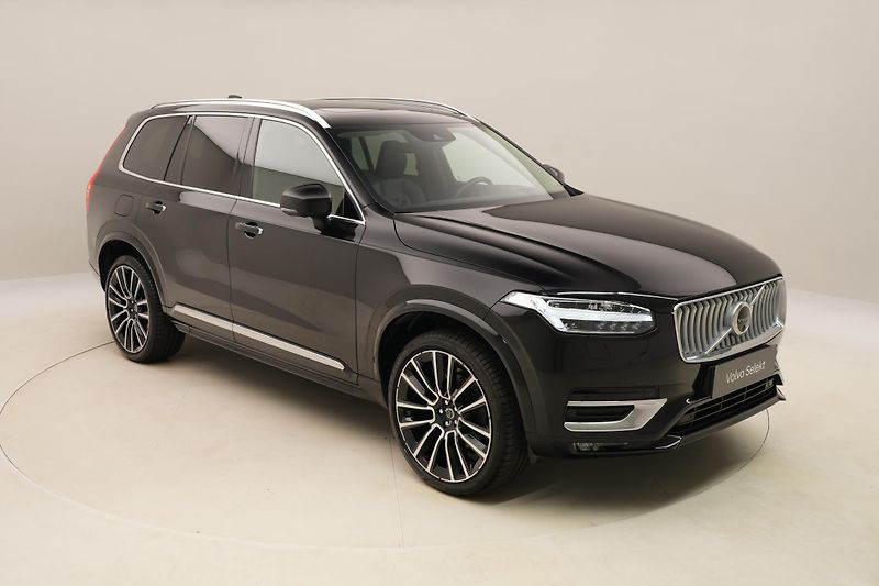 Volvo XC90 B5 AWD INSCRIPTION AUT CZ 7m - fotka 17 z 55