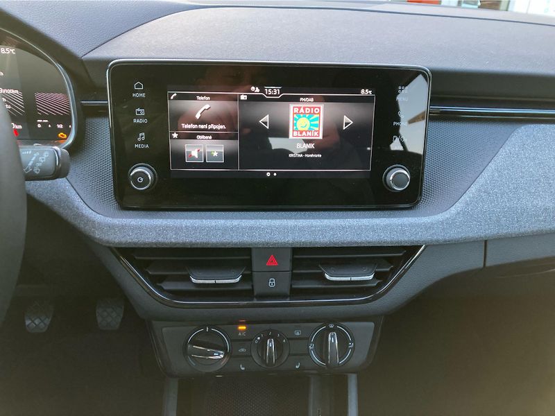 Škoda Scala 1,0TSi 85kW SELECTION - fotka 16 z 29