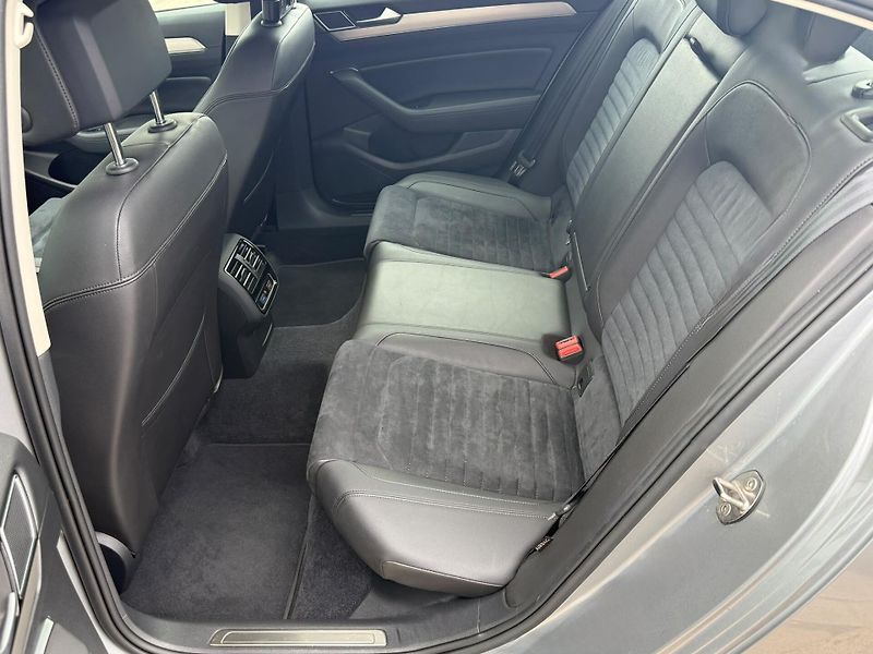 Volkswagen Passat - fotka 7 z 9
