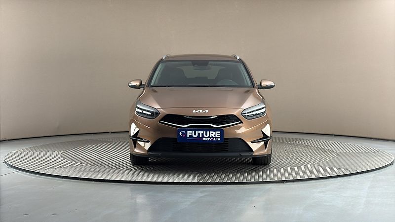 Kia Ceed 1.5 T-GDI AUT Top - fotka 3 z 27