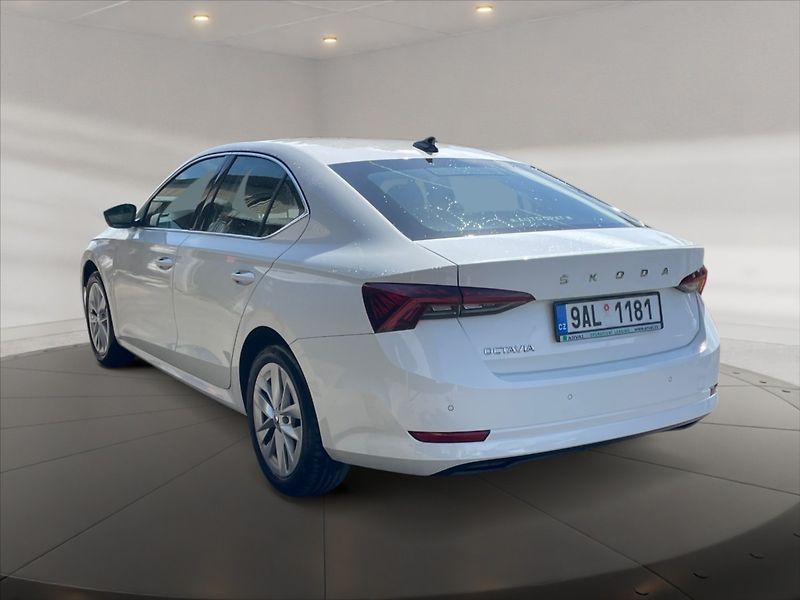 Škoda Octavia 1,5 TSI 110 Style - fotka 4 z 11