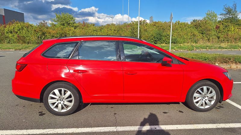 Seat Leon (2015) - fotka 8 z 26