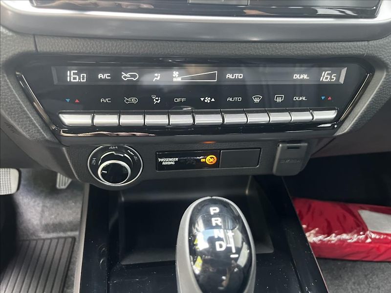 Isuzu D-Max 2,2 Double Cab  8A/T LSE MY26 - fotka 27 z 39
