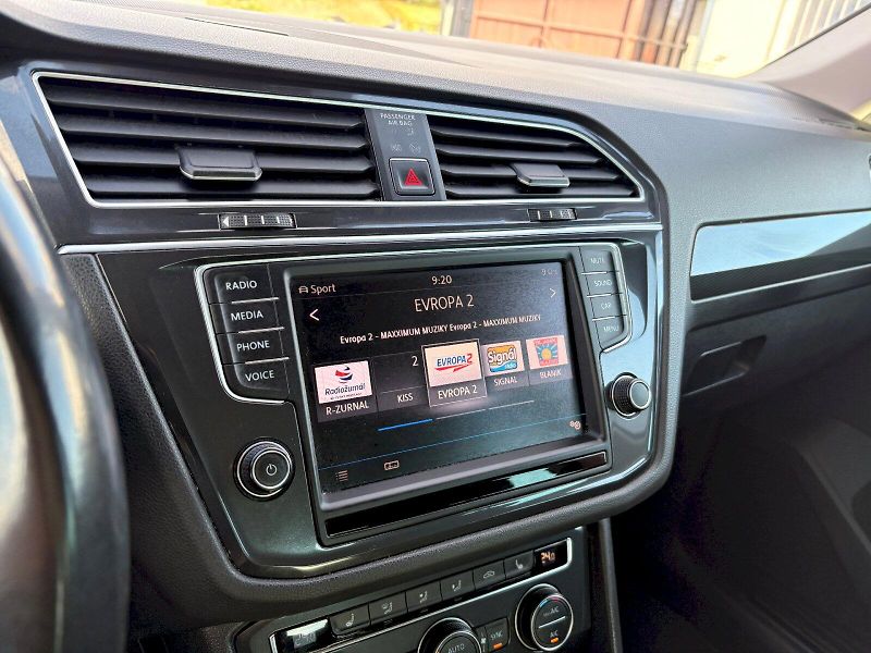 Volkswagen Tiguan (2016) TDI 110 kW 4x4 DSG Highline - - fotka 13 z 28