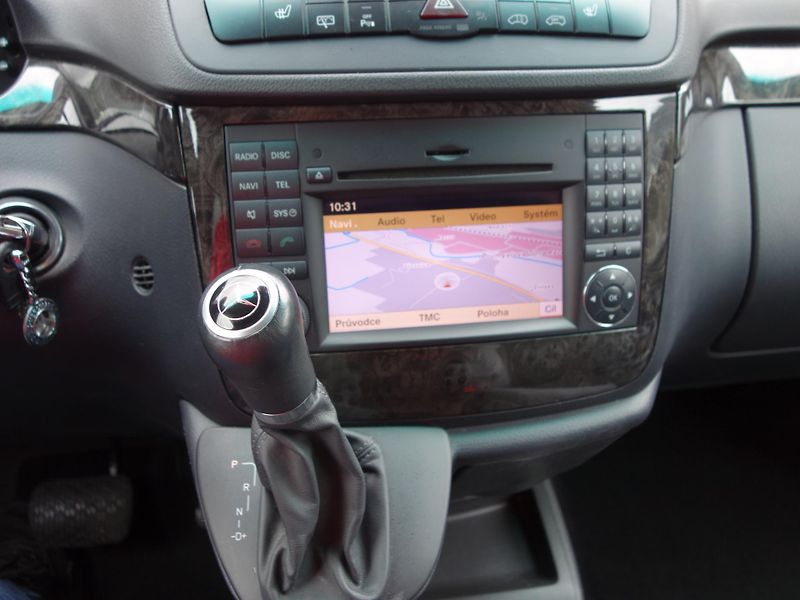 Mercedes-Benz Viano (2013) 3.0 CDI V6/ČR/MARCO POLO/6MÍST - fotka 39 z 123