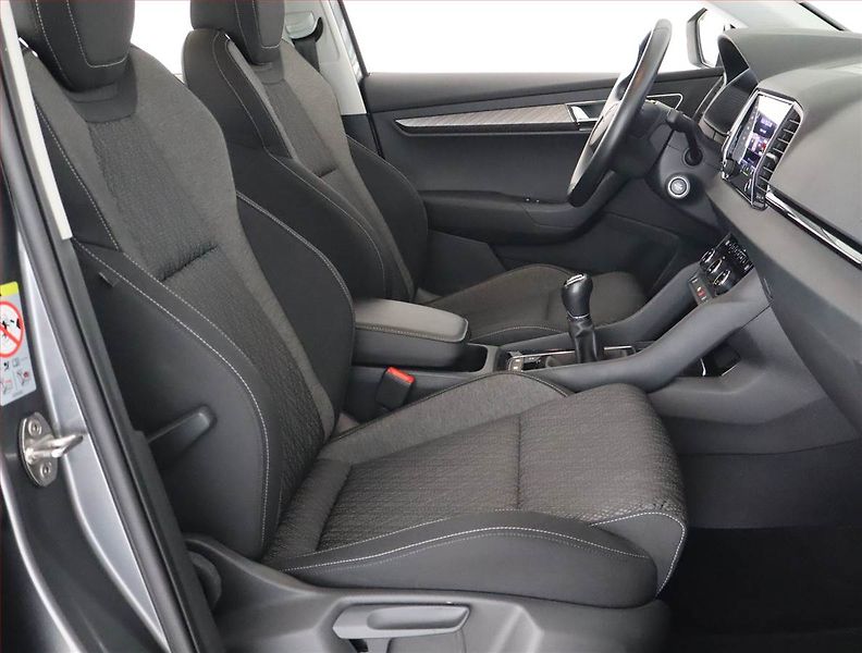 Škoda Karoq (2022) Style 1.5 TSI - fotka 9 z 21