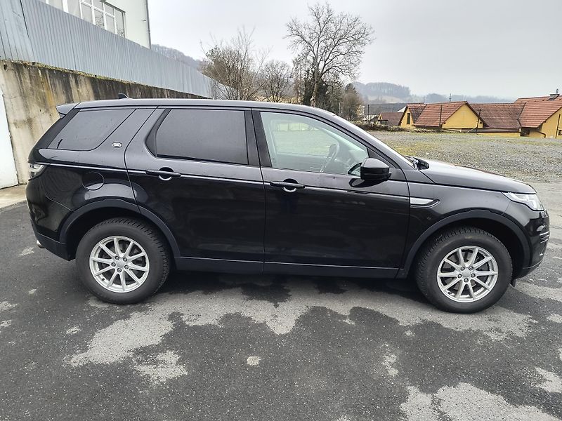 Land Rover Discovery Sport 2.0 TD4 4X4 NAVI/AC/KAMERA/ALU - fotka 8 z 43