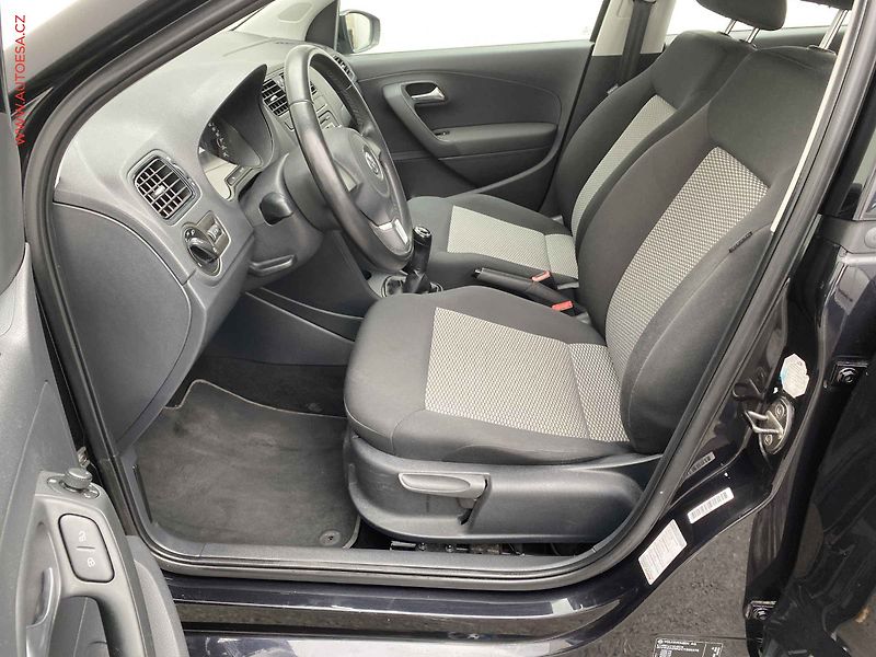 Volkswagen Polo (2012) 1.2 TSi, Trendline - fotka 9 z 16