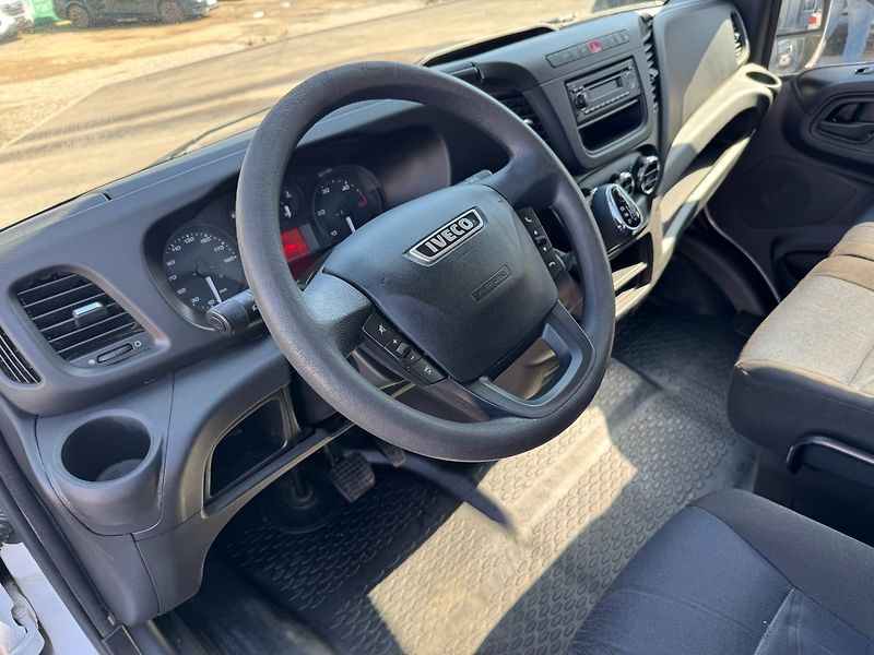 Iveco Daily (2019) 35S16 2.3 115 Kw - fotka 11 z 22